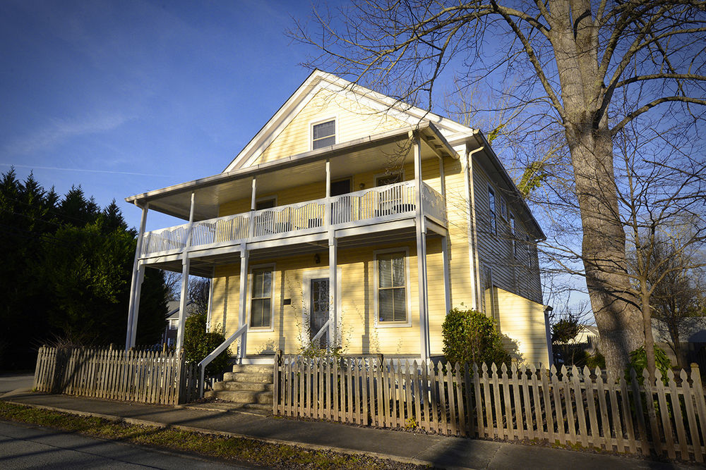 Old Storehouse Inn Dahlonega Exterior photo